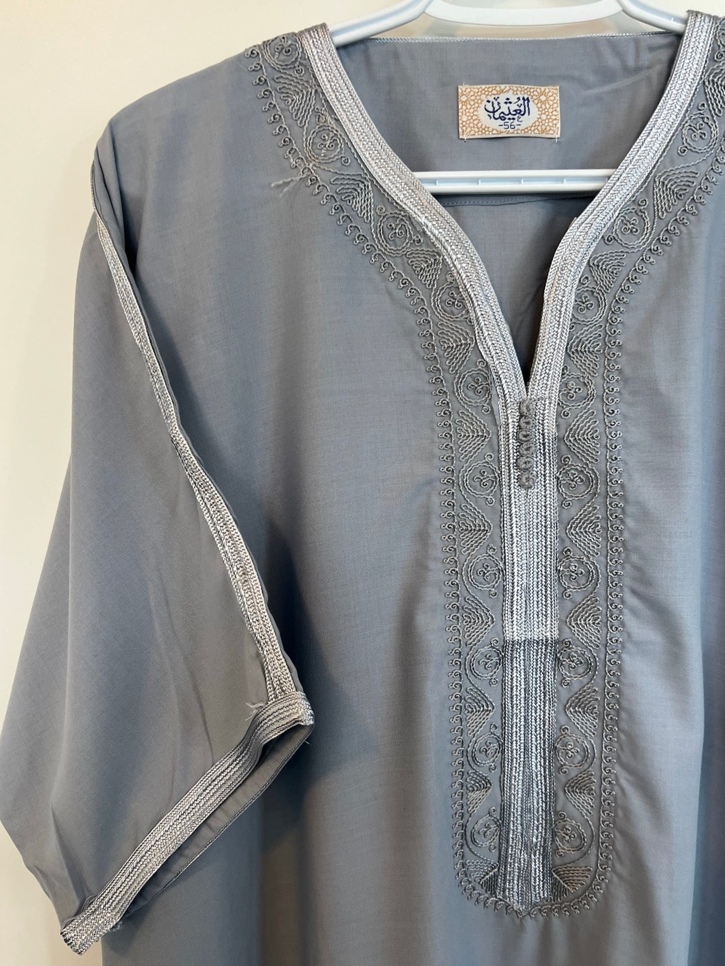 Moroccan Embroidered Thobe - Qamr Weave (Steel Mist)